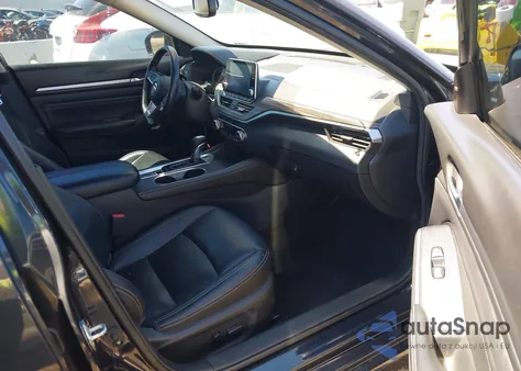 2019 Nissan Altima 2.5 Sl z USA, uszkodzony, nr VIN 1N4BL4EV7KC167085